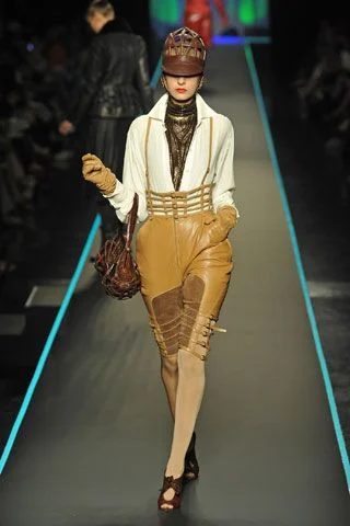 Look 15